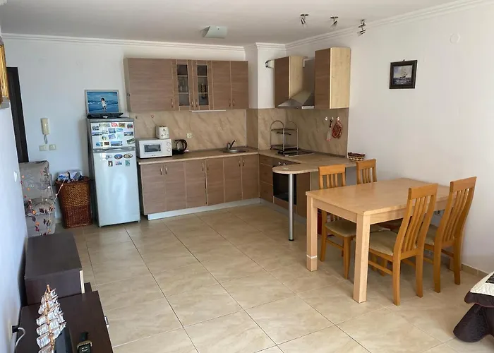 Apartment Manastira-2 *